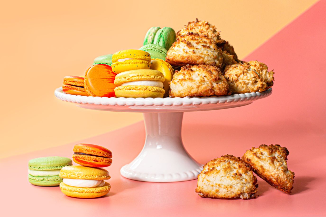 What S The Difference Between Macarons And Macaroons Edible Northeast Florida